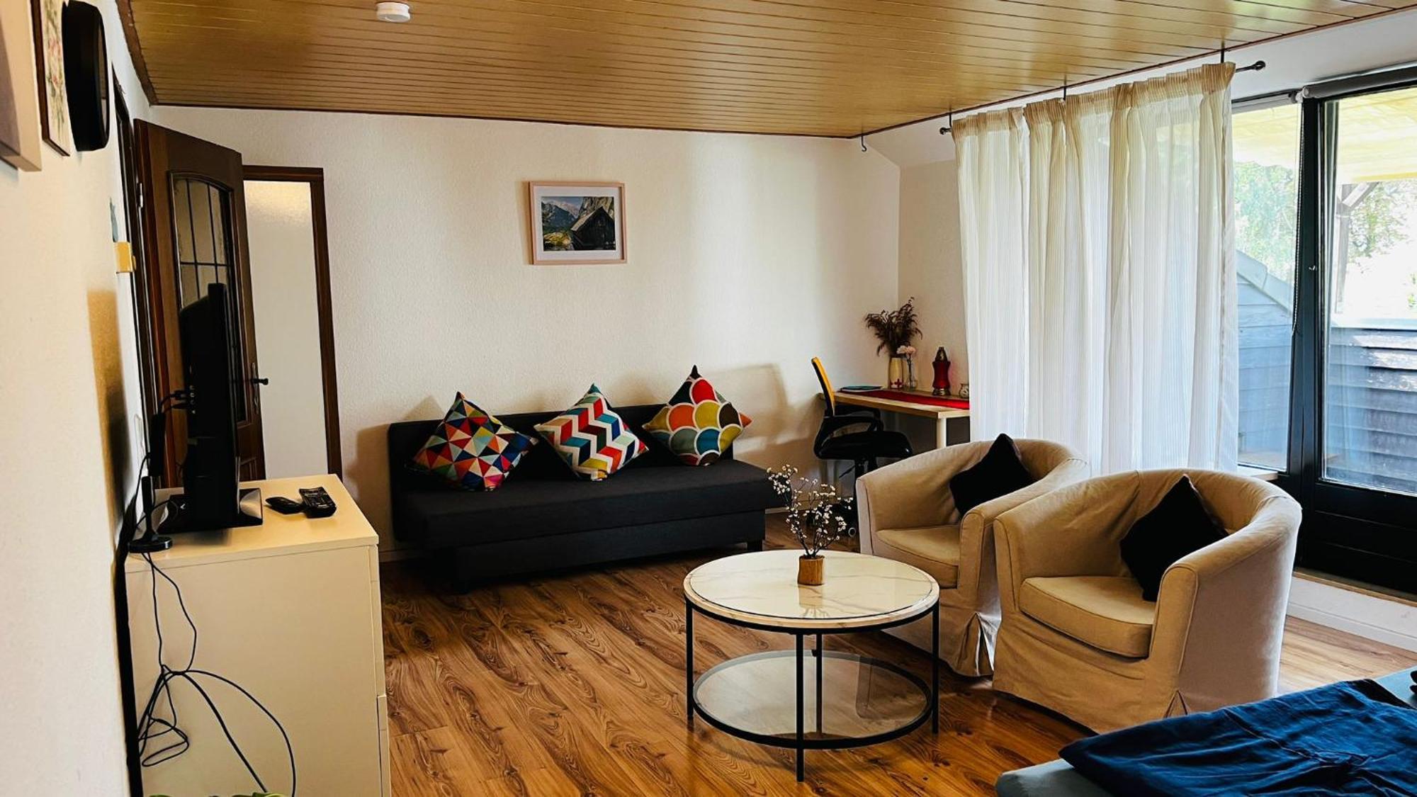 Private Studio Apartment With Balcony In Dortmund-Brackel Екстер'єр фото